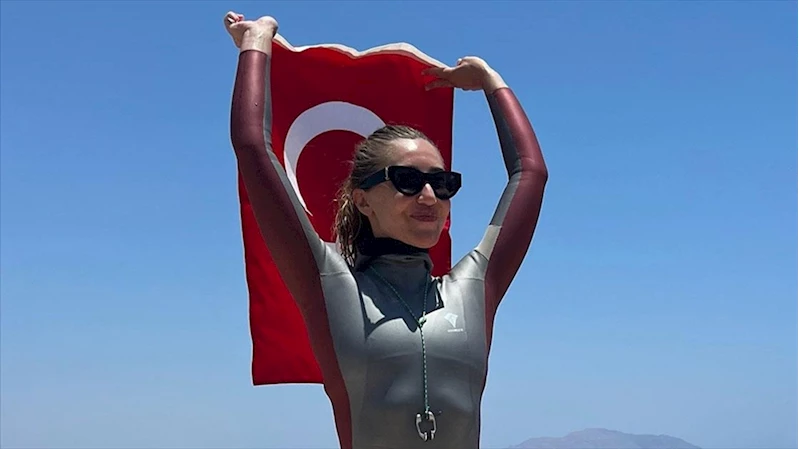 Milli sporcu Şahika Ercümen, Serbest Dalış Dünya Şampiyonası’nda Türkiye rekoru kırdı