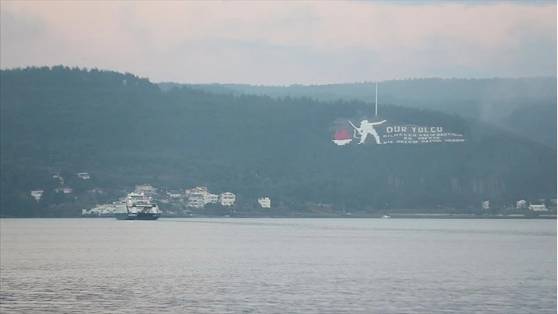 Çanakkale Boğazı sis nedeniyle transit gemi geçişlerine kapatıldı