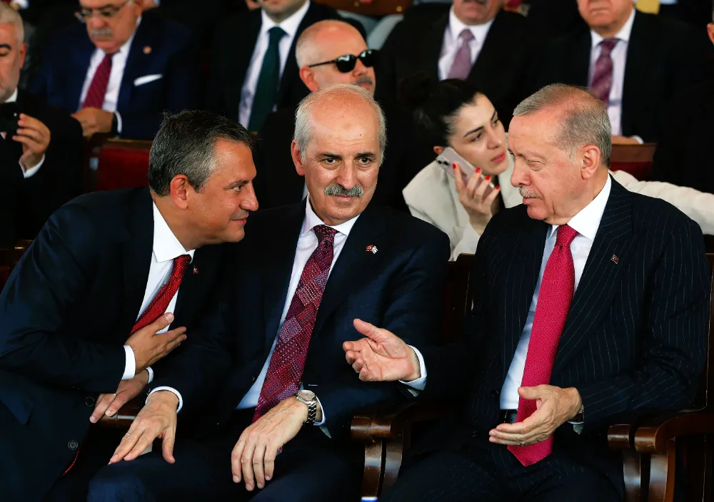 Erdoğan, Özel ve Bahçeli yemekte bir araya geldi - Sözcü Gazetesi