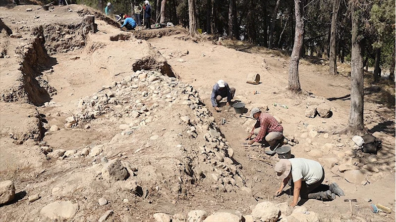 9 bin yıllık Yumuktepe Höyüğü