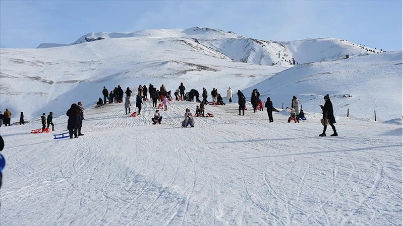 Zigana Kış Sporları ve Turizm Merkezi yarıyıl tatiline hazır