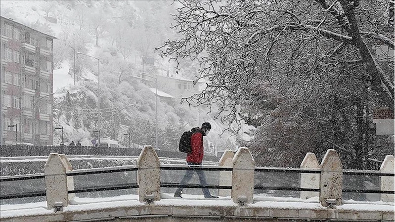 Meteorolojiden Karadeniz için kar yağışı ve fırtına uyarısı