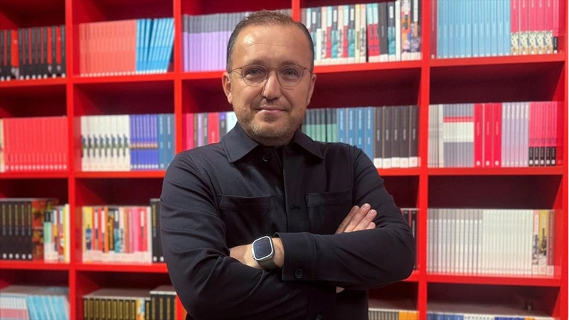 Yazar Esad Sivri, ruhu olan sanatın yerini yapay zekanın dolduramayacağını söyledi