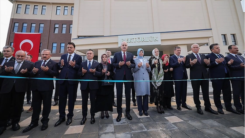 TBMM Başkanı Kurtulmuş, Tokat Gaziosmanpaşa Üniversitesi yeni rektörlük binasının açılışını yaptı