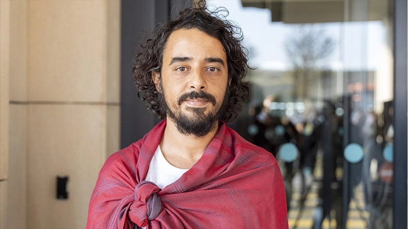 İsrail tarafından alıkonulan Fransız gazeteci Rami, hapishanede terörist muamelesi gördüklerini anlattı