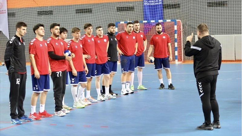 Trabzon Büyükşehir Belediyespor Hentbol Takımı altyapı kaynağından besleniyor