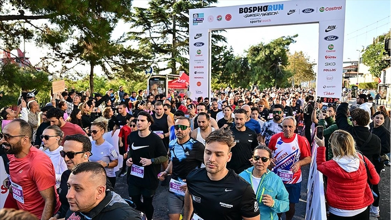 Bosphorun Quarter Marathon koşu etkinliği yapıldı