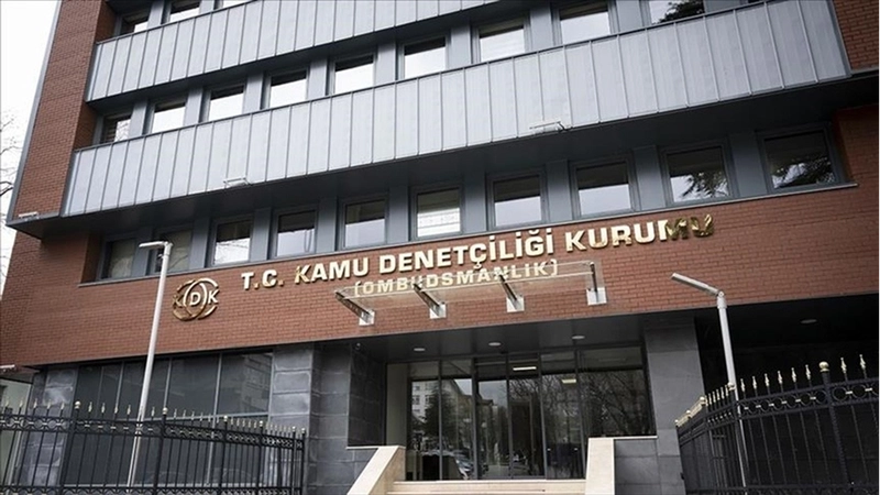 Sınıf tekrarı yapan tam burslu öğrenciden talep edilen öğrenim ücreti KDK sayesinde düşürüldü