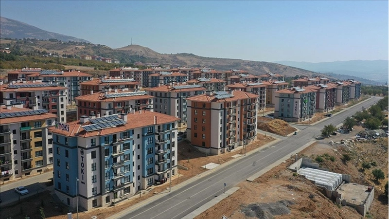 Deprem bölgesinin ayağa kalkması için oluşturulan Afet Yeniden İmar Fonu faaliyete geçti