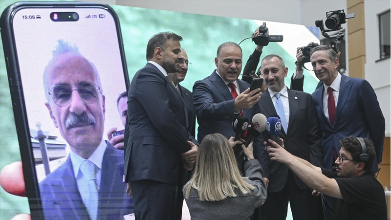Bakan Uraloğlu: 5G ihalesinde beklediğimiz rakamın üzerine çıktık, başarılı bir ihale oldu
