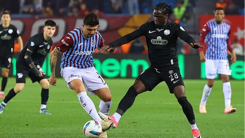 Trabzonspor ile Çaykur Rizespor 47. randevuda