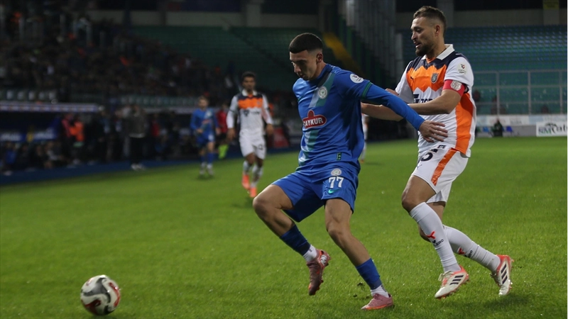 Çaykur Rizespor sahasında RAMS Başakşehir ile berabere kaldı