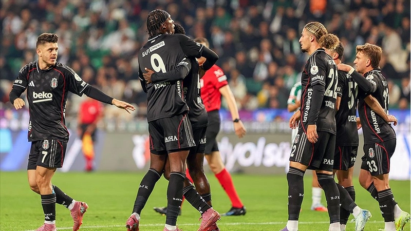Beşiktaş 3 puanı 2 golle aldı