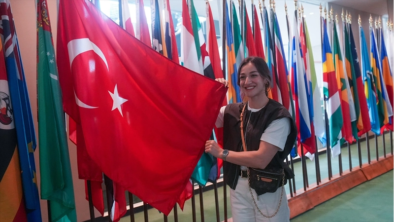 Milli boksör Buse Naz Çakıroğlu, Dünya Boks