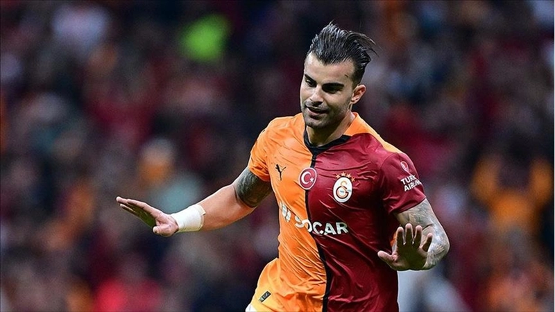 Abdülkerim Bardakcı, Galatasaray formasıyla 100. Süper Lig maçına hazırlanıyor