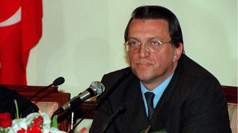 Eski Başbakan Mesut Yılmaz