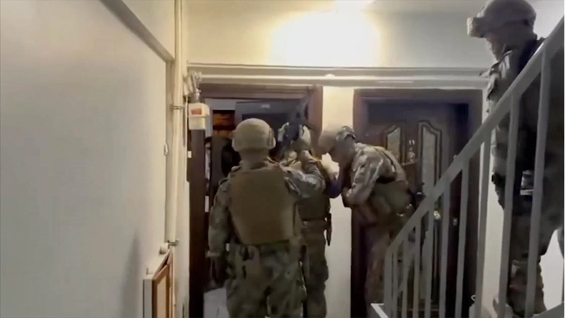 İstanbul ve Yalova merkezli organize suç örgütü operasyonlarında 17 şüpheli yakalandı