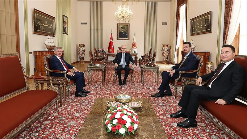 TBMM Başkanı Kurtulmuş, Saadet, Gelecek ve DEVA partilerinin genel başkanlarını kabul etti