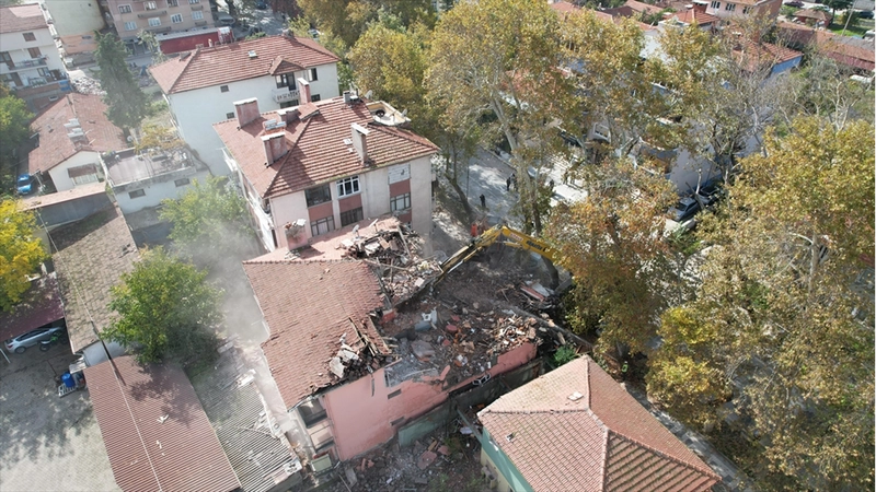 Bakan Kurum, Sındırgı