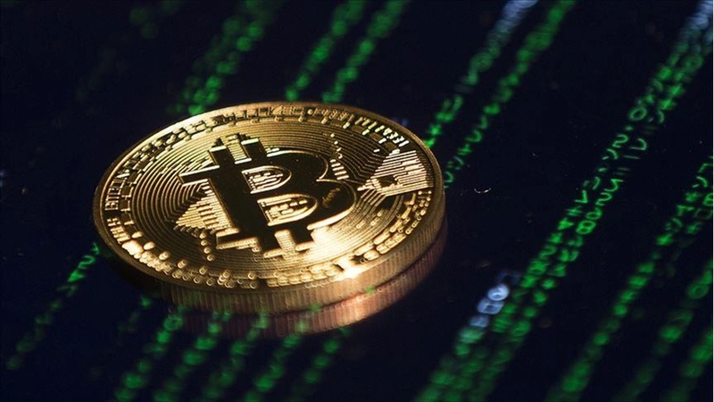 Bitcoin, makroekonomik belirsizlikle nisandan beri en düşük seviyeye geriledi