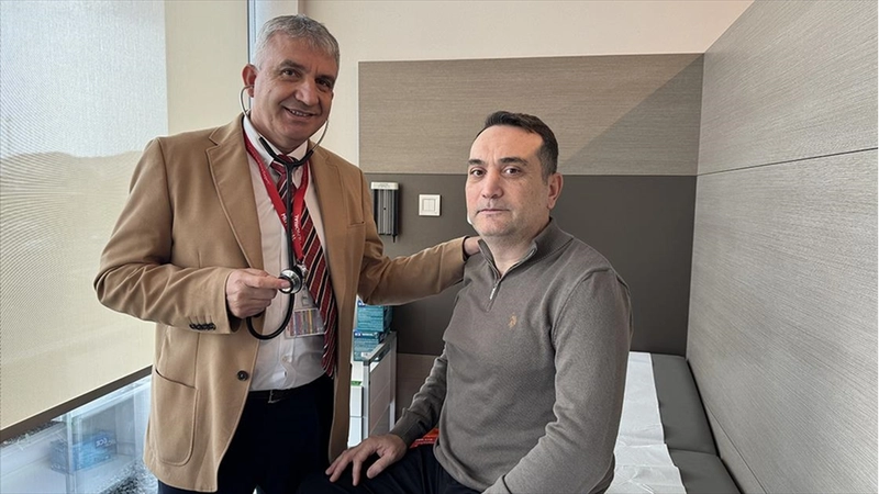 Robotik cerrahi yöntemiyle akciğer kanserini yenen hastadan 