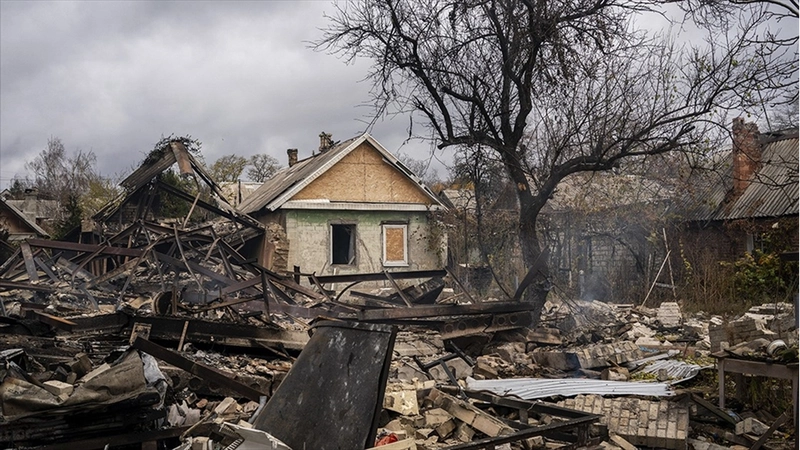 Zelenskiy: Ruslar bu hafta 1500 İHA, 1170 güdümlü bomba ve 70