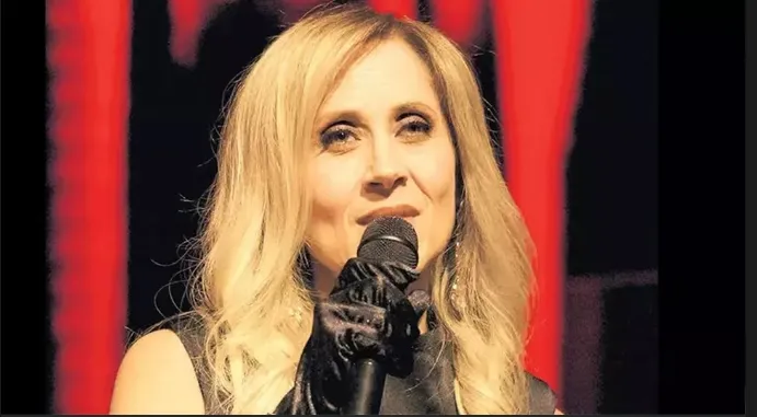 Lara Fabian İstanbul’u ağlattı: İlk yemekli konser efsane oldu!  