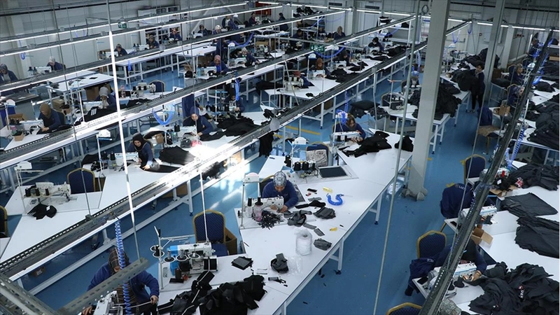 Eski cezaevi 100 kadının çalıştığı tekstil fabrikasına dönüştü