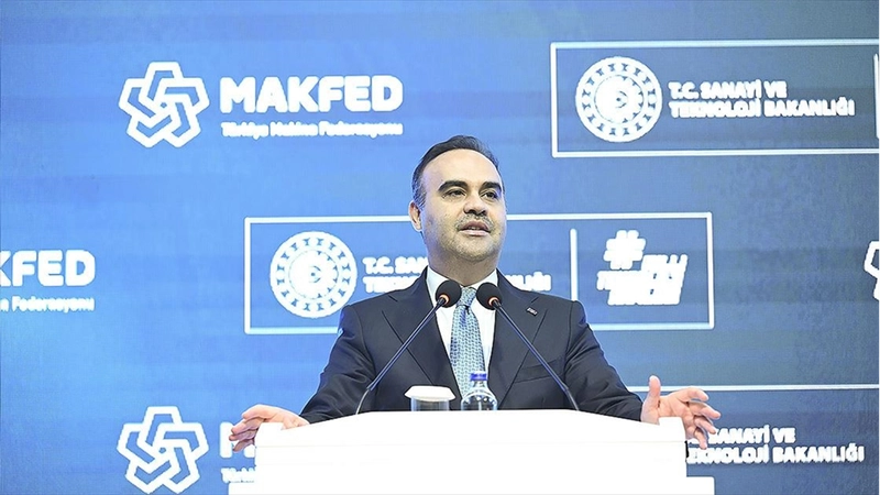 Bakan Kacır: Türkiye Çin’den sonra, Orta Avrupa’ya kadar en fazla çeşit ürünü en fazla ülkeye ihraç edebilen ülke