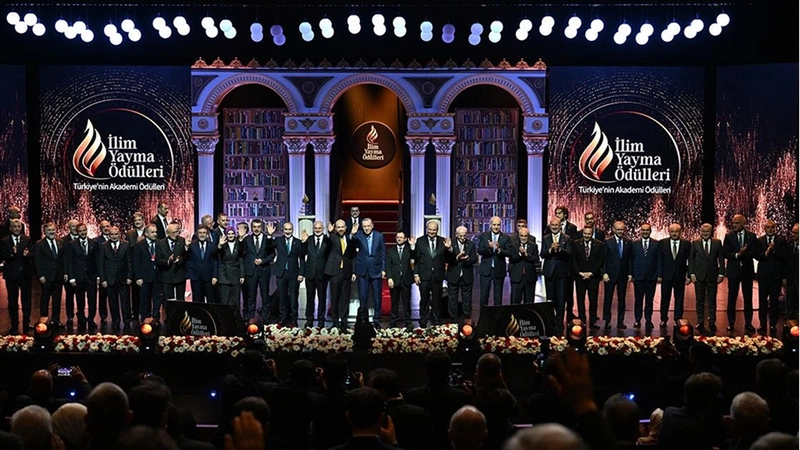 İlim Yayma Ödülleri töreni İstanbul