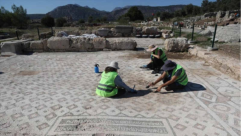 Xanthos kazılarında antik dönemdeki ticaretin izleri ortaya çıkarılıyor