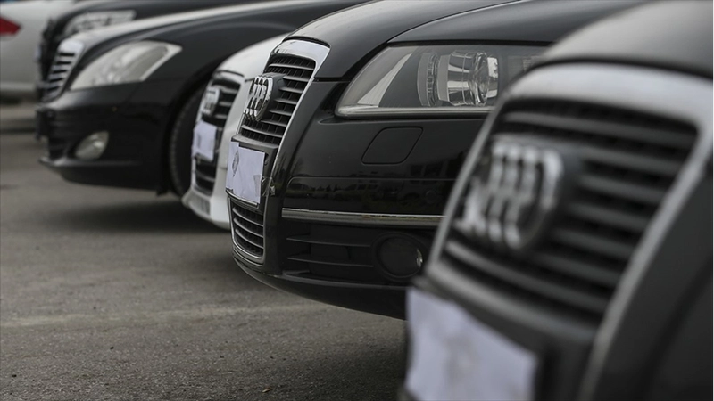 Gümrüklerde bu yıl kaçakçılık kapsamında değeri 1,7 milyar lirayı aşan 434 araç için adli işlem yapıldı