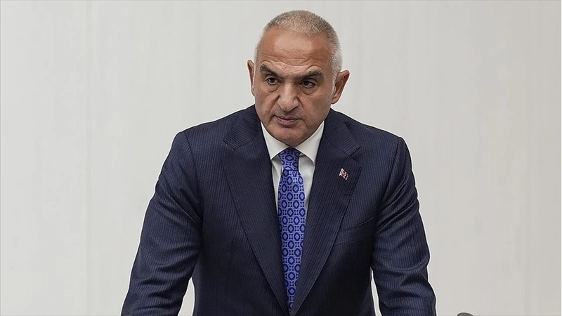 Bakan Ersoy: (Kartalkaya Kayak Merkezi