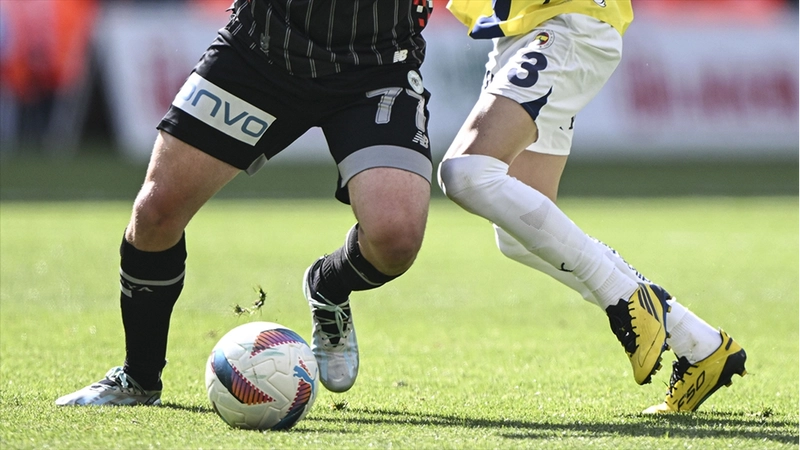 Fenerbahçe ile Konyaspor Süper Lig