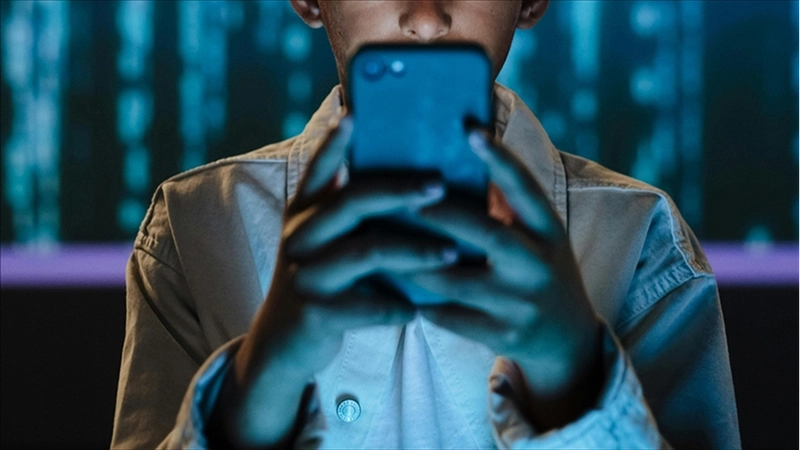 Avustralyalı Bakan Wells, sosyal medya yasağını örnek almak için temasa geçen liderler olduğunu söyledi