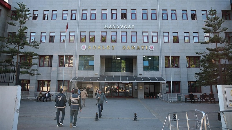 Manavgat Belediyesine yönelik soruşturmanın sanıklarının yargılanmasına başlandı