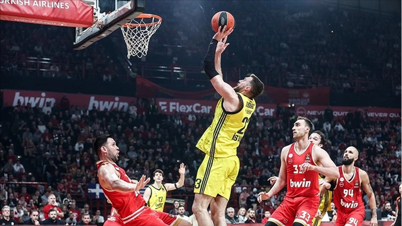 Fenerbahçe Beko, Olympiakos deplasmanında 