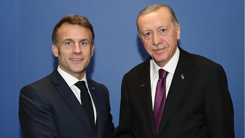 Cumhurbaşkanı Erdoğan, Fransa Cumhurbaşkanı Macron ile telefonda görüştü