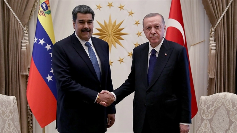 Cumhurbaşkanı Erdoğan, Venezuela Devlet Başkanı Maduro ile telefonda görüştü