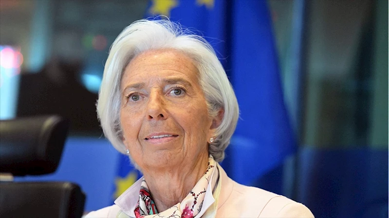 ECB Başkanı Lagarde, ticaretteki risklere rağmen dezenflasyon sürecinin 