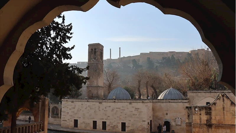 Asrın felaketinde hasar gören Urfa Kalesi