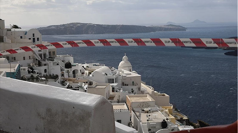 Santorini Adası