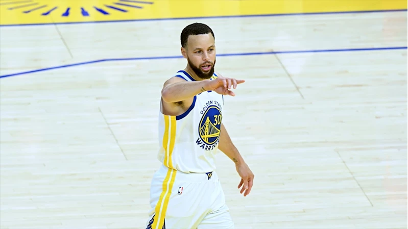 Curry, NBA tarihinde 4 bin 