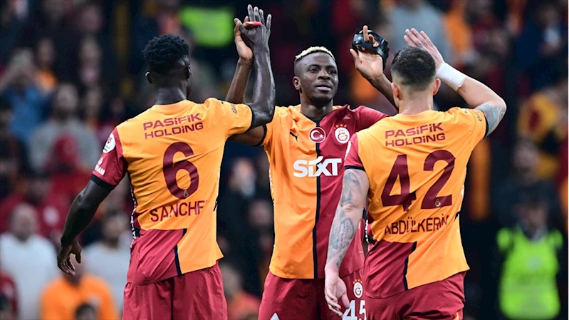 Ligde yenilgiyi unutan lider Galatasaray, Antalyaspor