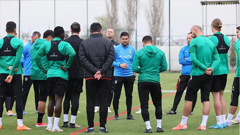 Iğdır FK, play-off sıralamasına girmek için Ümraniyespor karşısına çıkacak
