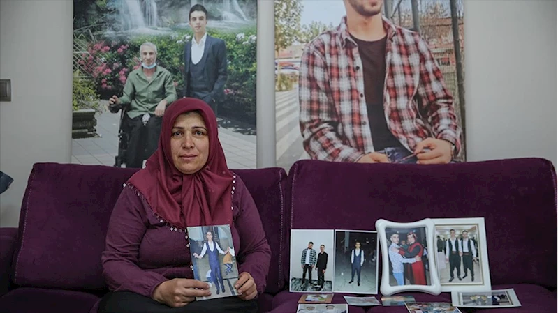 Depremde eşi ve çocuğu ölen, bacağı ampute edilen kadın Anneler Günü