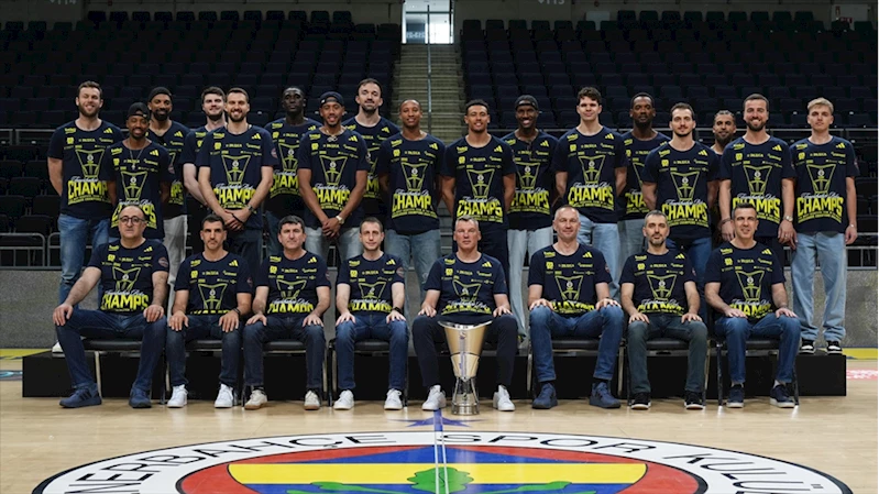 THY Avrupa Ligi şampiyonu Fenerbahçe Beko, basın mensuplarıyla bir araya geldi