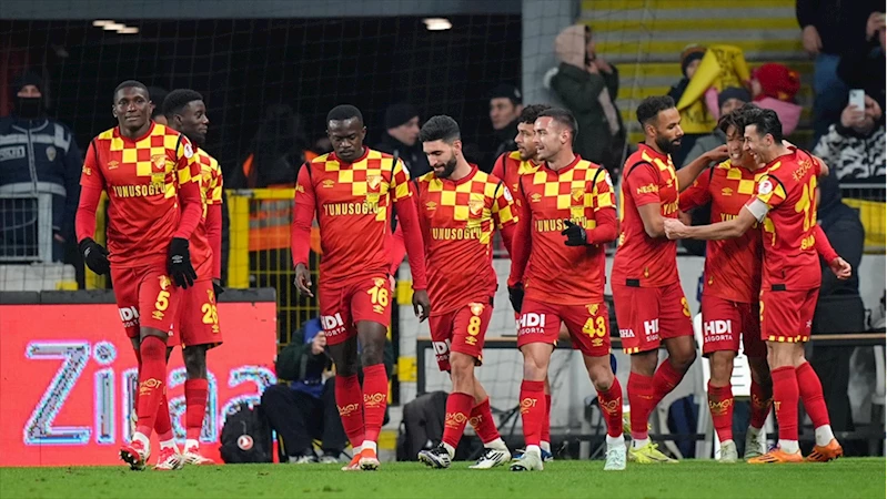 Deplasmanda 3 maç kazanabilen Göztepe, evindeki performansıyla ligi 8. sırada bitirdi