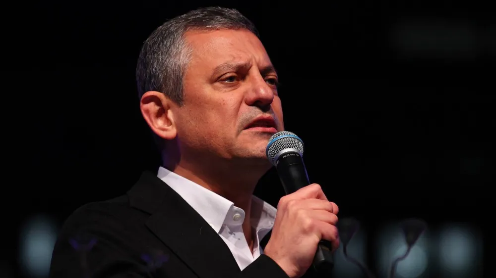 Özgür Özel