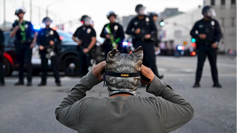 Göçmenlik politikalarının protesto edildiği Los Angeles’ta sokağa çıkma yasağı gevşetildi
